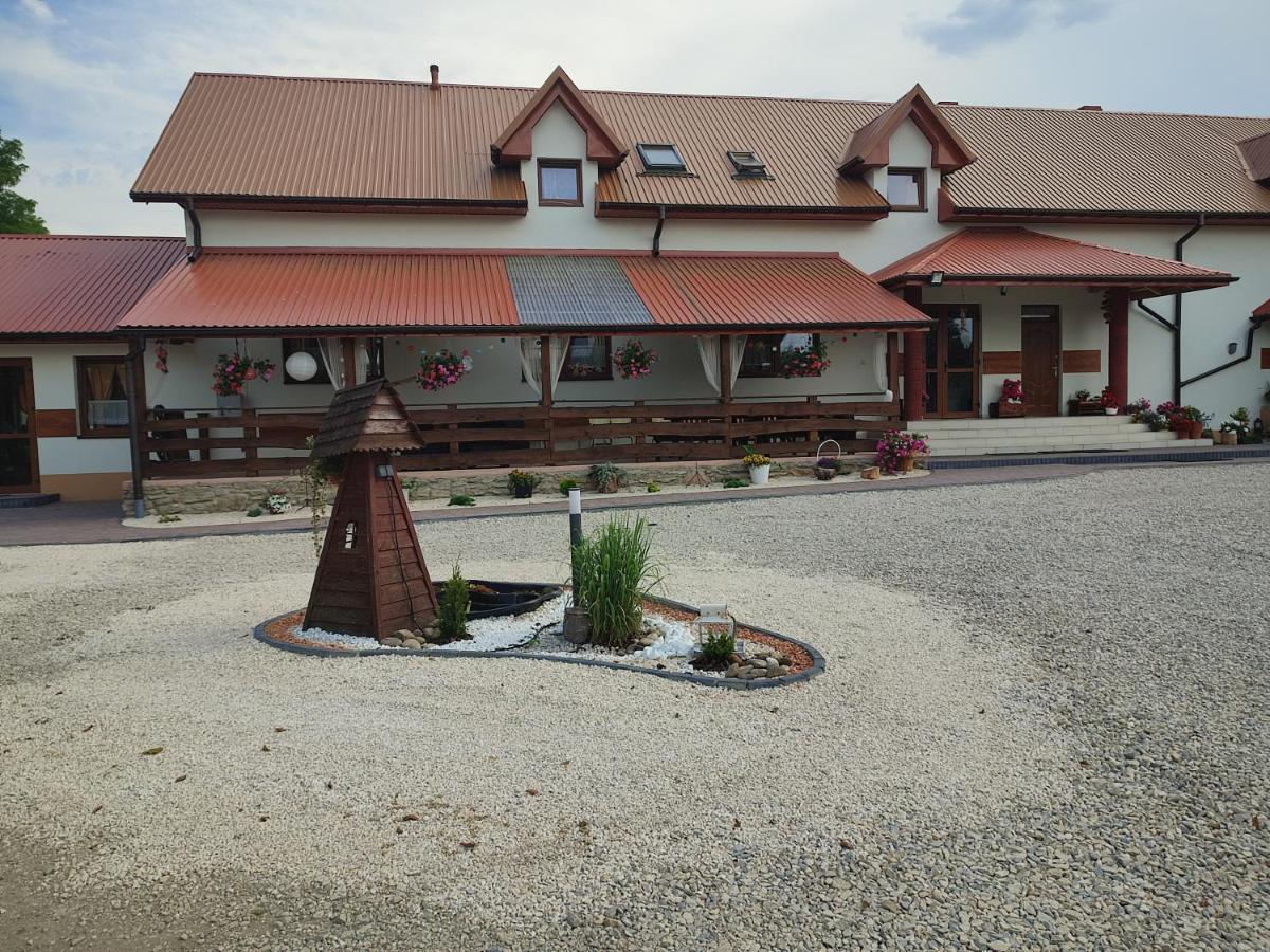 Villa Agrowczasy Nad Stawem Gartatowice Esterno foto