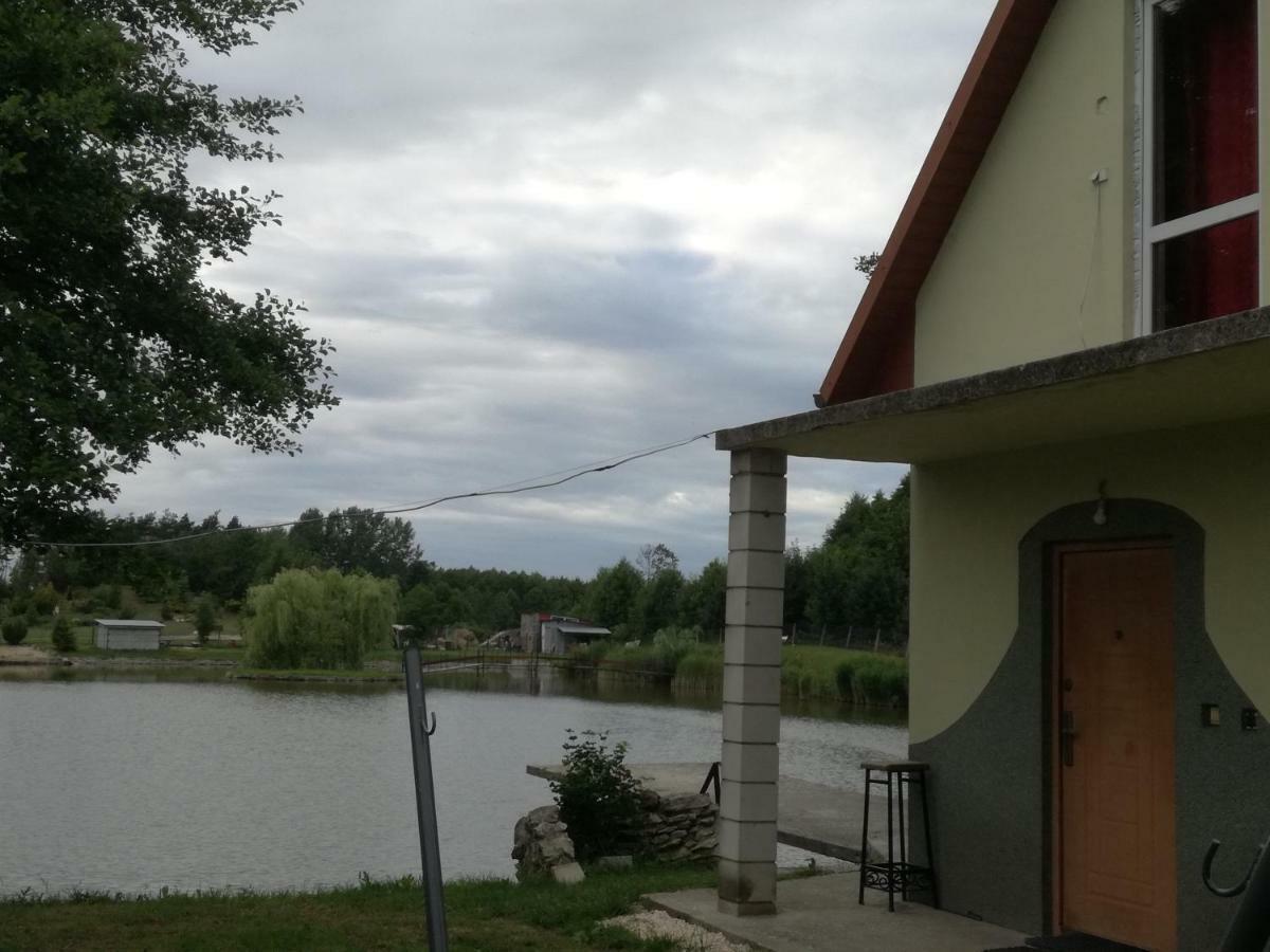 Villa Agrowczasy Nad Stawem Gartatowice Esterno foto
